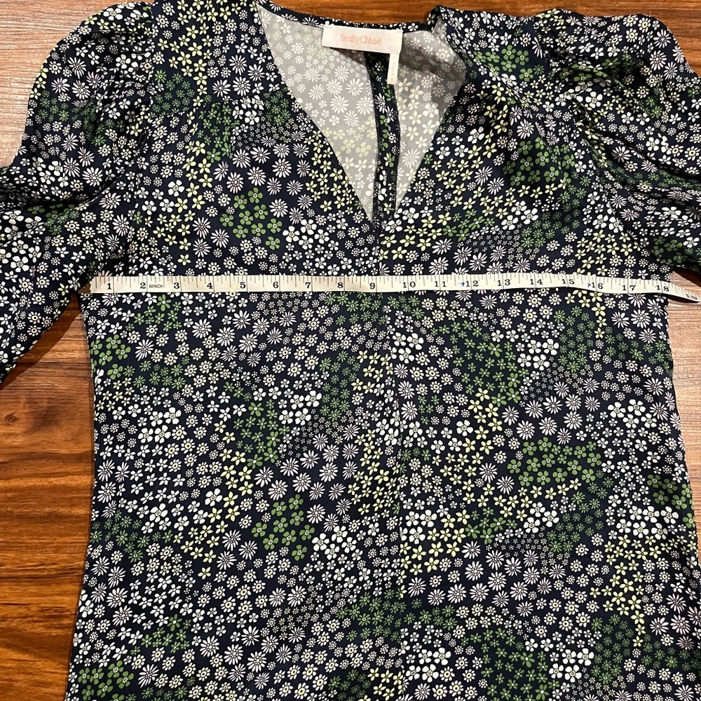 See by Chloe Floral V Neck Multicolor Shift Floral Dress - Picture 8 of 9